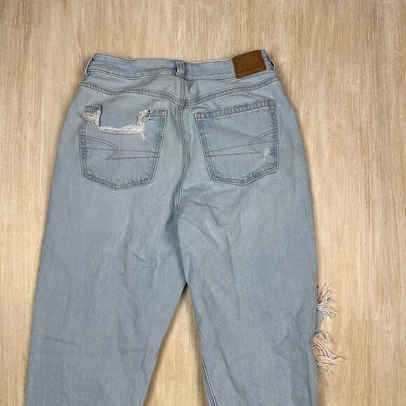 American Eagle Distressed Blowout Destroyed Mom High Rise Casual Denim Jeans 4 - Picture 15 of 16